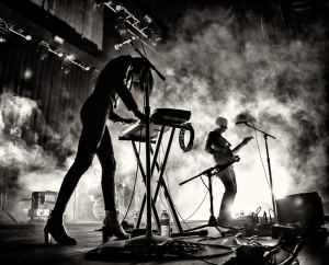 1035x834-20140221-phantogram-x1800-1393010482